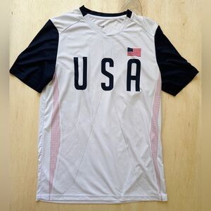 Gen2 USA Soccer Jersey Size Medium White Red Blue On The Field Futbol Olympics